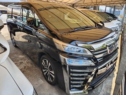 Toyota Vellfire 2.5 Zg SR 3 Led