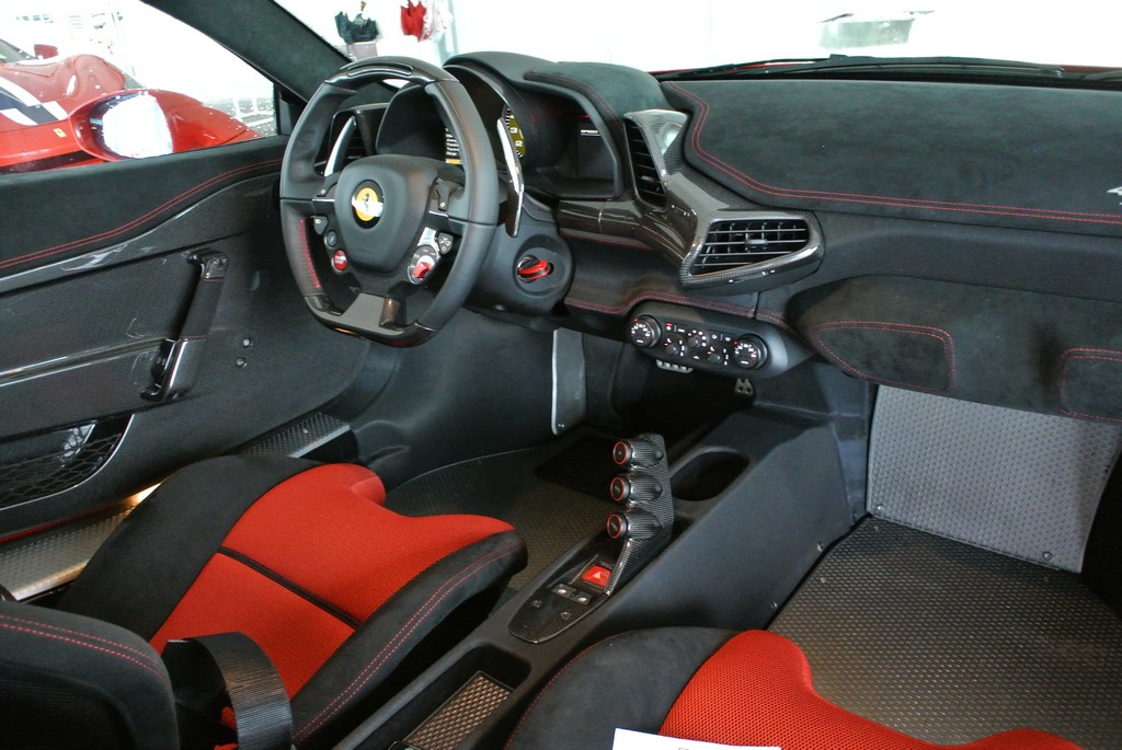 Ferrari 458 Speciale_2013 (16)