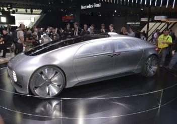 Mercedes-Benz F 015 Luxury in Motion