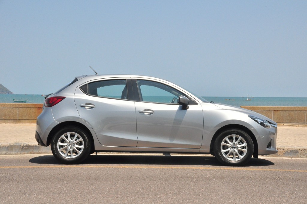 Mazda2 SkyActiv-D - 05