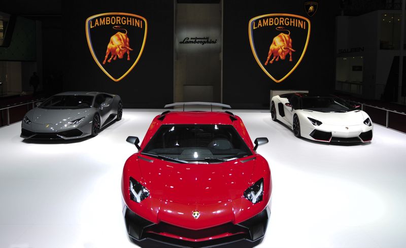 2015 Shanghai Auto Show - Lamborghini Booth