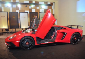 Lamborghini Aventador LP 750-4 Superveloce - 16