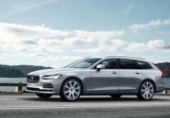 175260_Volvo_V90_Location_Front_7_8