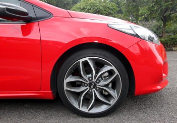 Kia Cerato Koup