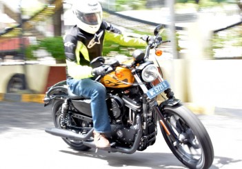 Harley-Davidson Iron 883 - 07