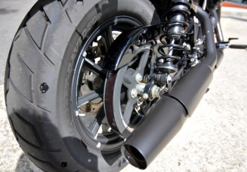 Harley-Davidson Iron 883 - 17