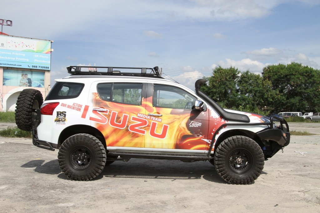 The Isuzu MU-X Monster is set for its debut in Borneo Safari 2016