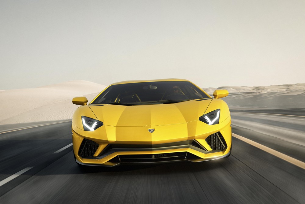 Lamborghini Aventador S_2016 (2)