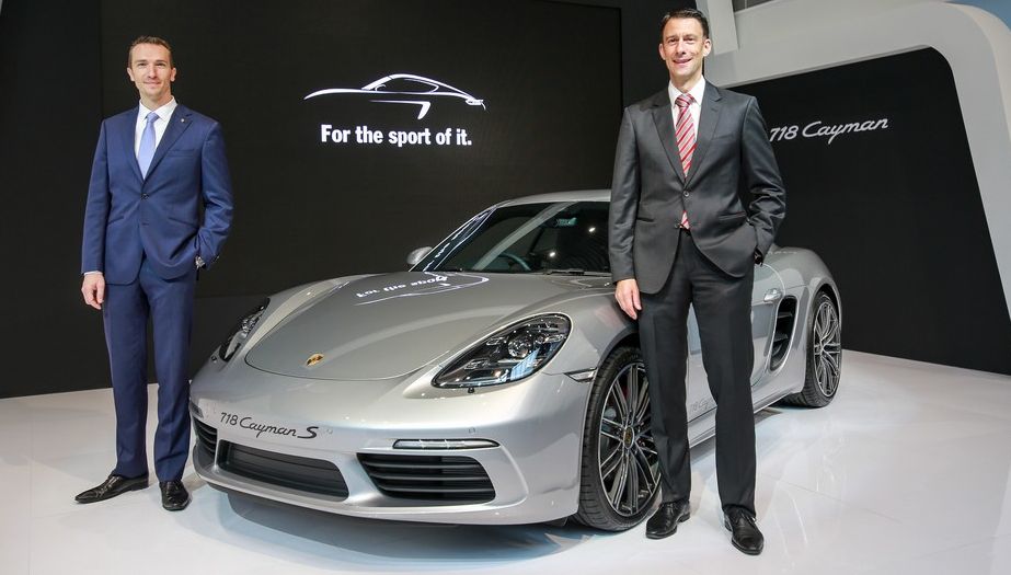 Limper (left) and Bayer with the 718 Cayman S.