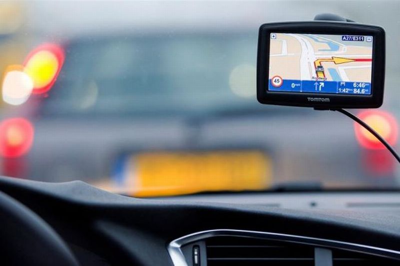 TomTom banks on partnerships to help drivers escape traffic jams CarSifu