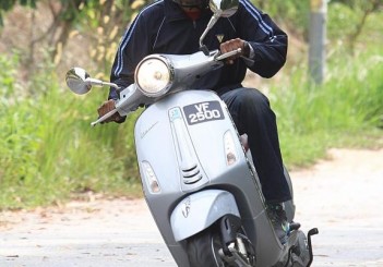 Vespa Primavera - 18
