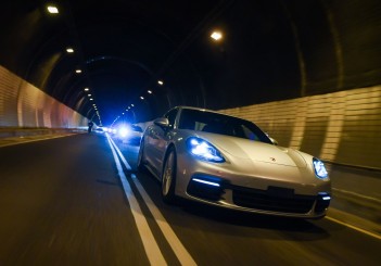 Porsche Panamera 4S - 04