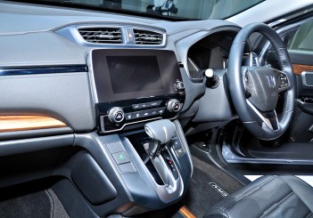 Fifth-generation Honda CR-V arrives from RM142k  CarSifu