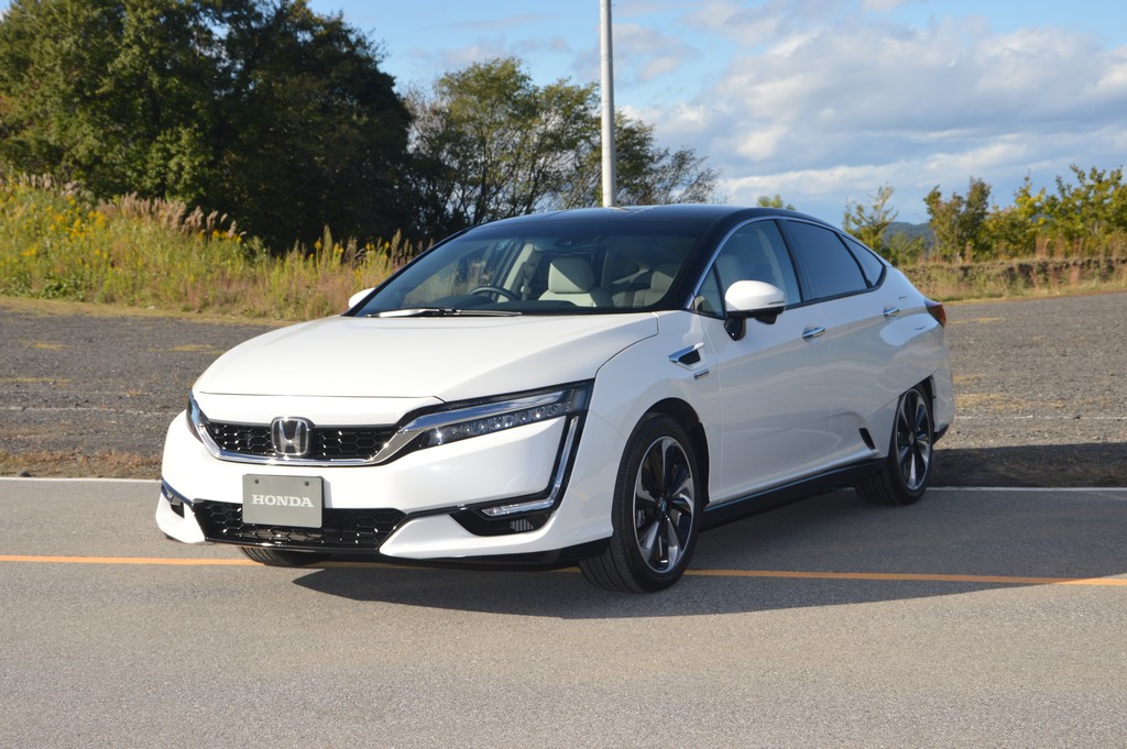 2017 Honda Clarity Fuel Cell Carsifu (10)