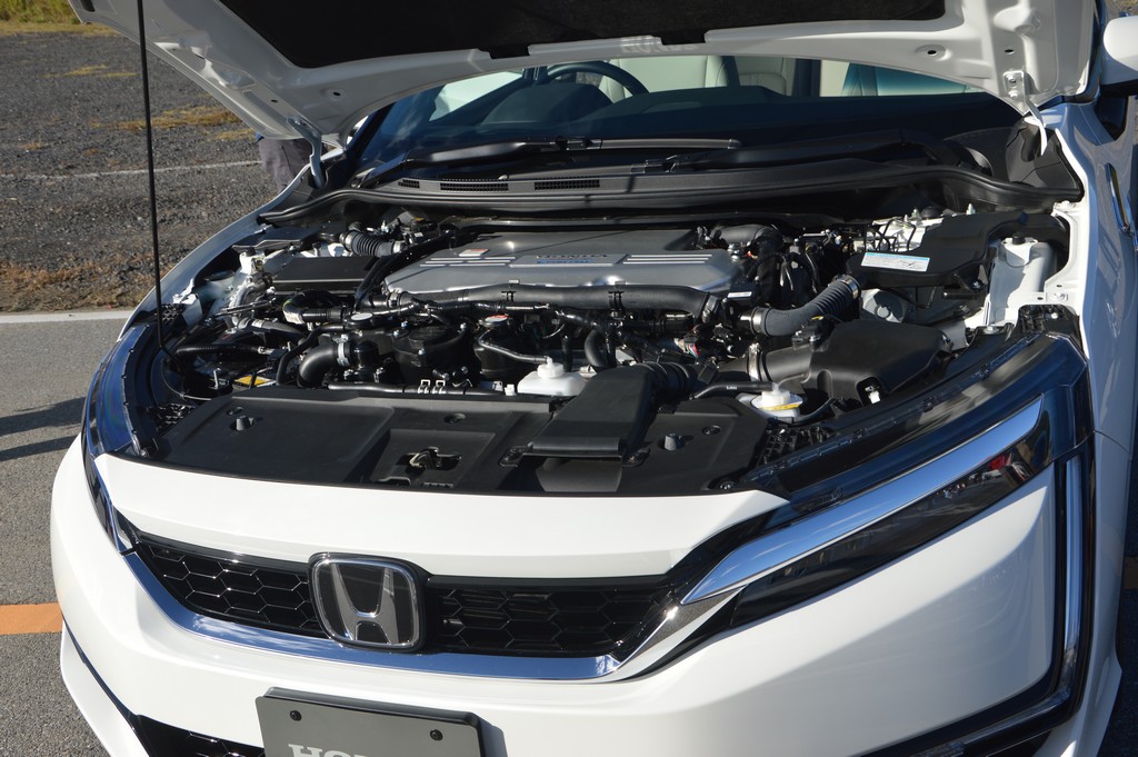 2017 Honda Clarity Fuel Cell Carsifu (19)