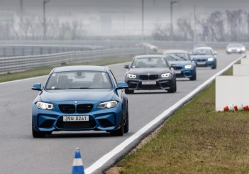 BMW M2 (Incheon Korea) - 01