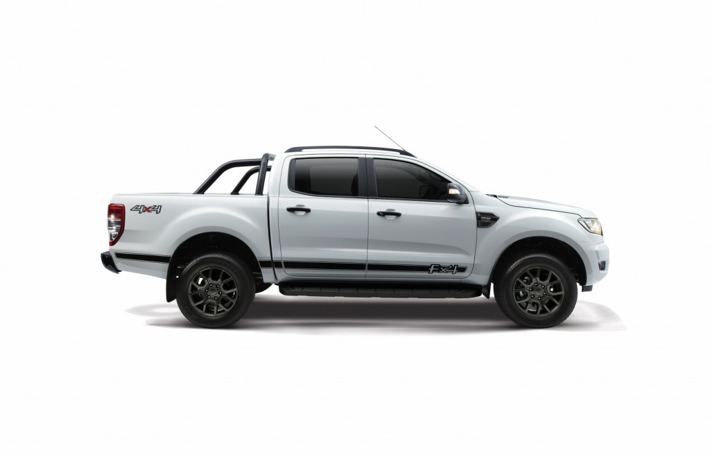 Ford Ranger FX4 in Cool White Limited Edition - 02