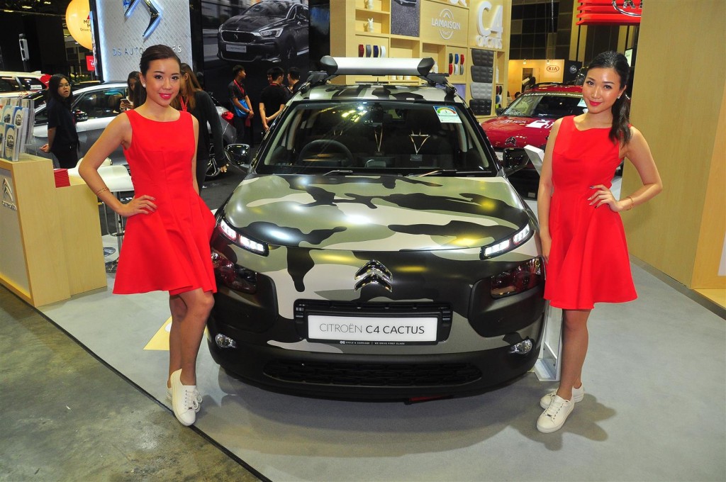 Catch the pretty faces at 2018 Singapore Motorshow  CarSifu