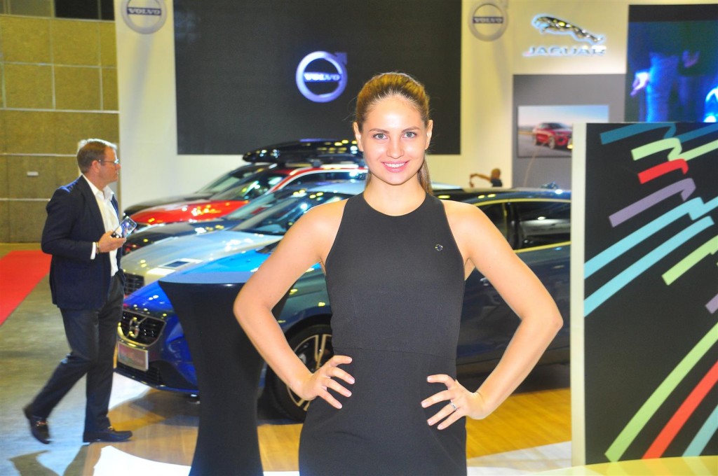 Catch the pretty faces at 2018 Singapore Motorshow  CarSifu
