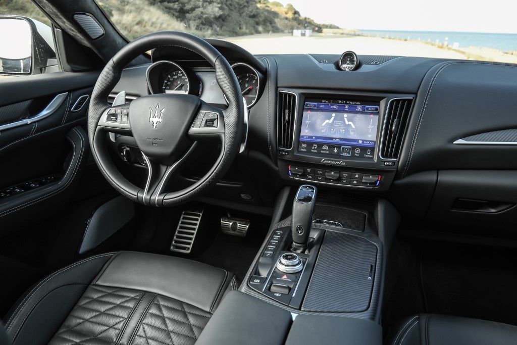 2019 Maserati Levante S GranSport (12)