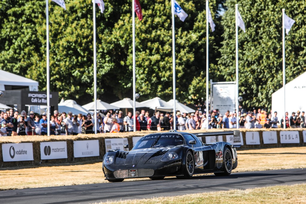 Maserati MC12 GT1 Centenario.