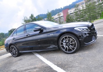 Mercedes-AMG C43 - 12