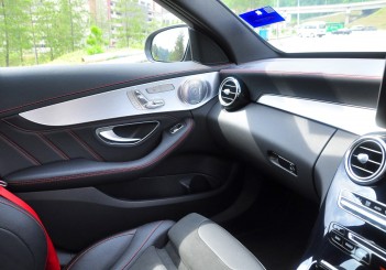 Mercedes-AMG C43 - 24