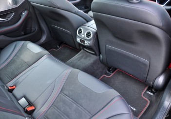 Mercedes-AMG C43 - 29