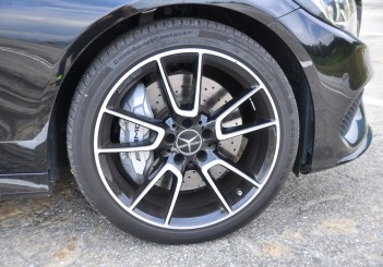Mercedes-AMG C43 - 30