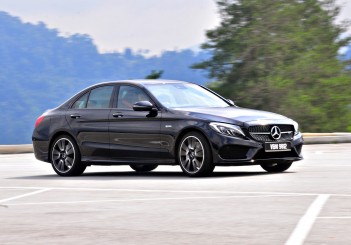 Mercedes-AMG C43 - 38