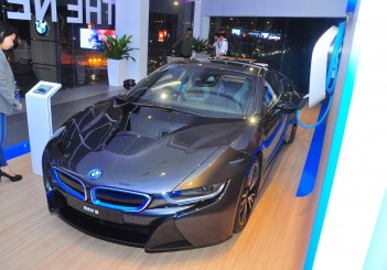 BMW i8 - 02