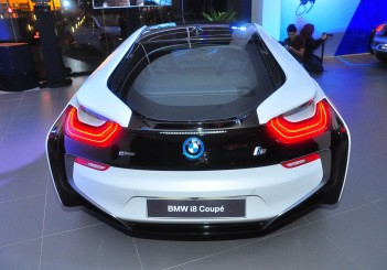 BMW i8 Coupe - 15