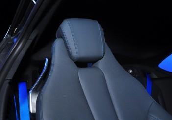 BMW i8 Coupe - 32