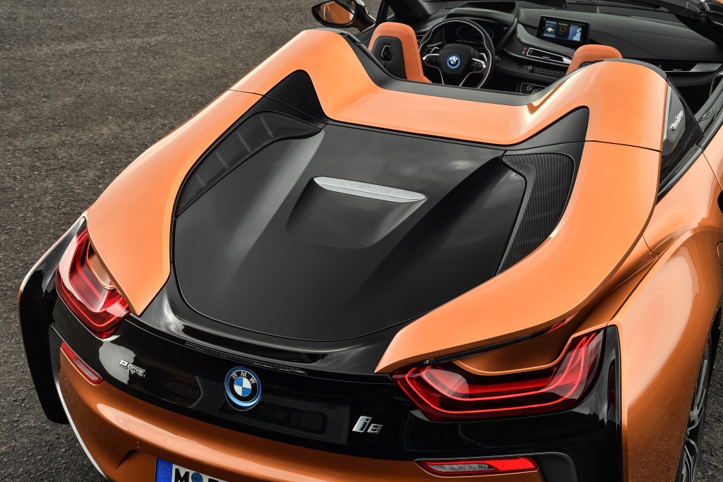 BMW i8 roadster. 