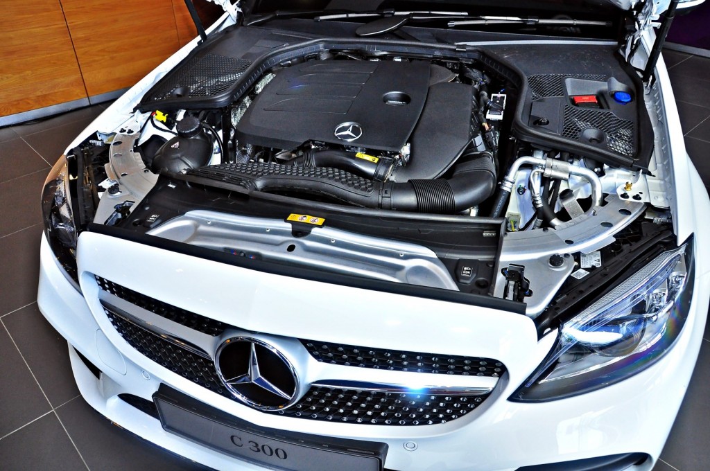 Mercedes-Benz C 300 - 65