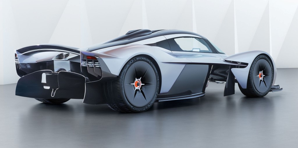 Aston Martin Valkyrie_06 NEW00 (Custom)