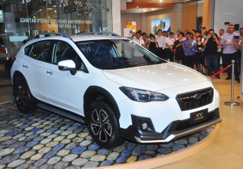 Subaru XV 2.0i-P  CarSifu