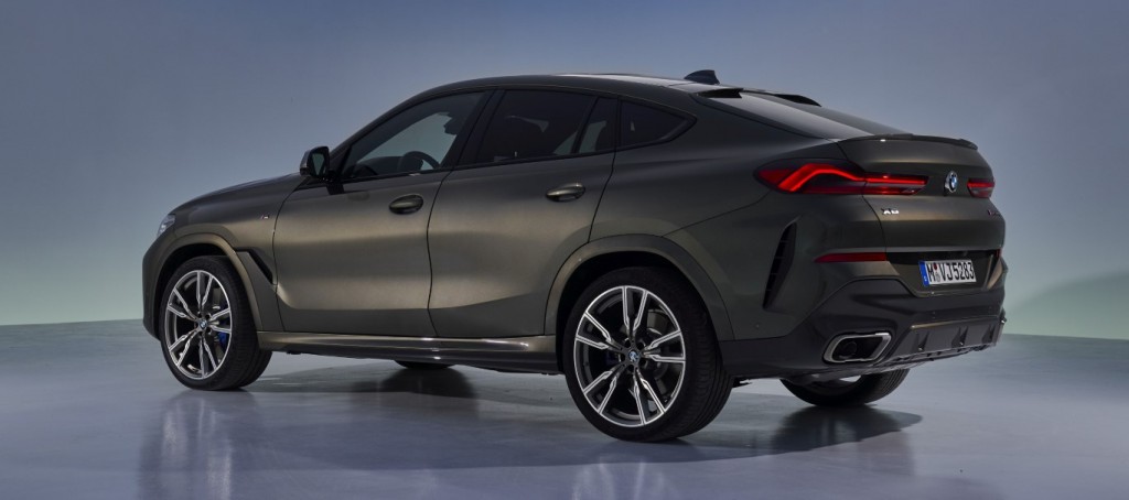 P90356699_highRes_the-new-bmw-x6-still