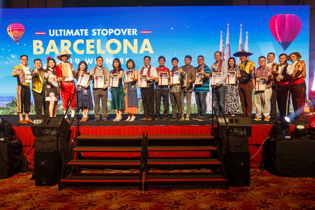 Shell Malaysia presented prizes to the 2019 Rimula Ultimate Stopover promotion winners.