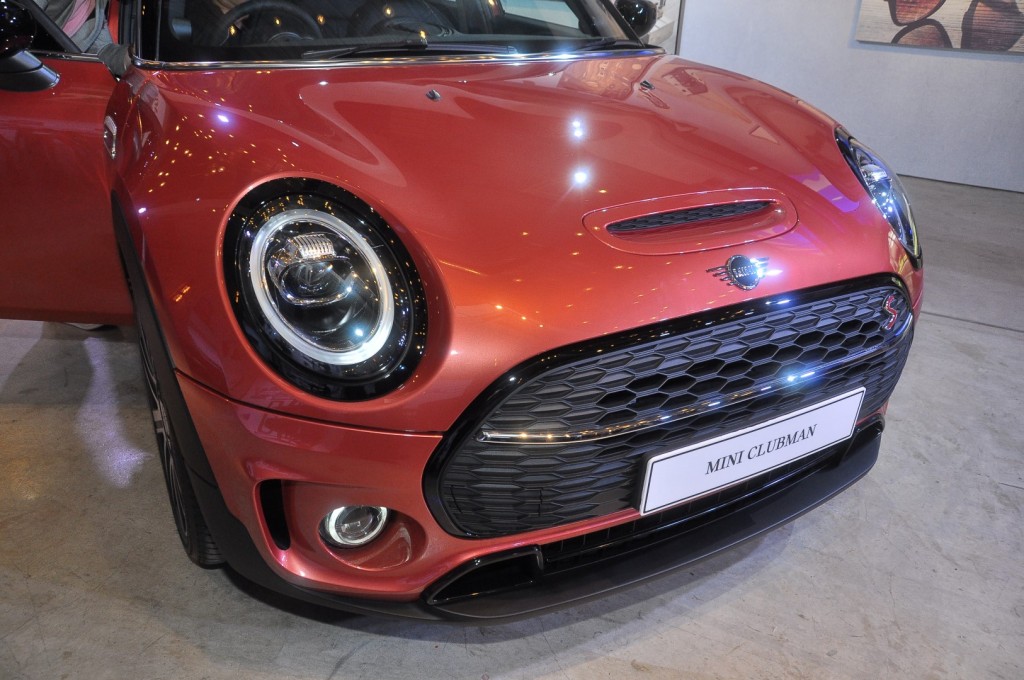 MINI updates Cooper S Clubman (F54) and unleashes JCW variant from RM299K