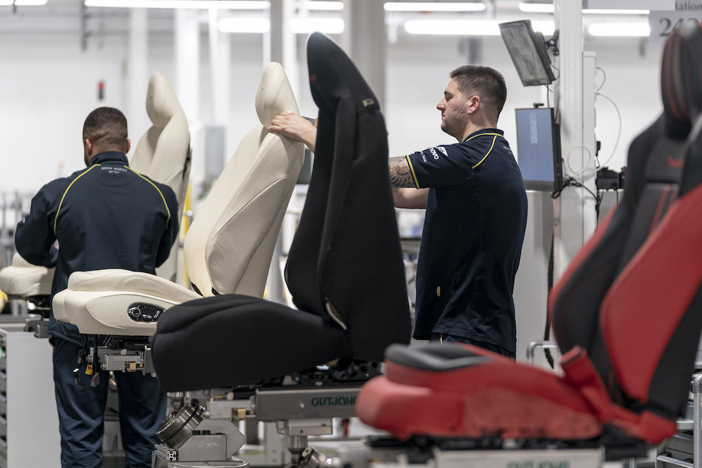 Aston_Martin_St_Athan_Factory_5