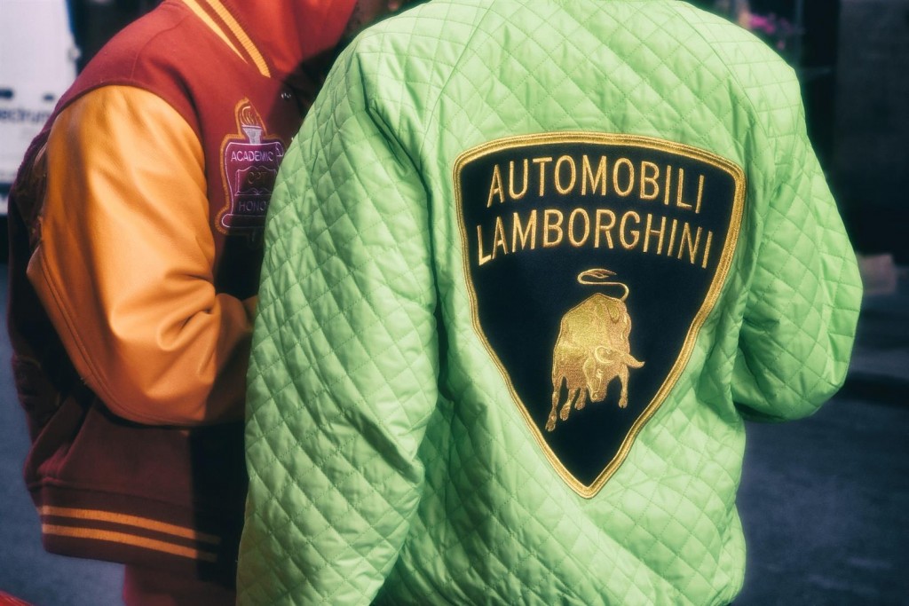 Lamborghini x Supreme - 01