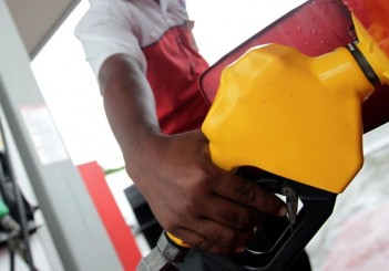 Trust the nozzle: How to tell if the fuel tank is really full subsidies