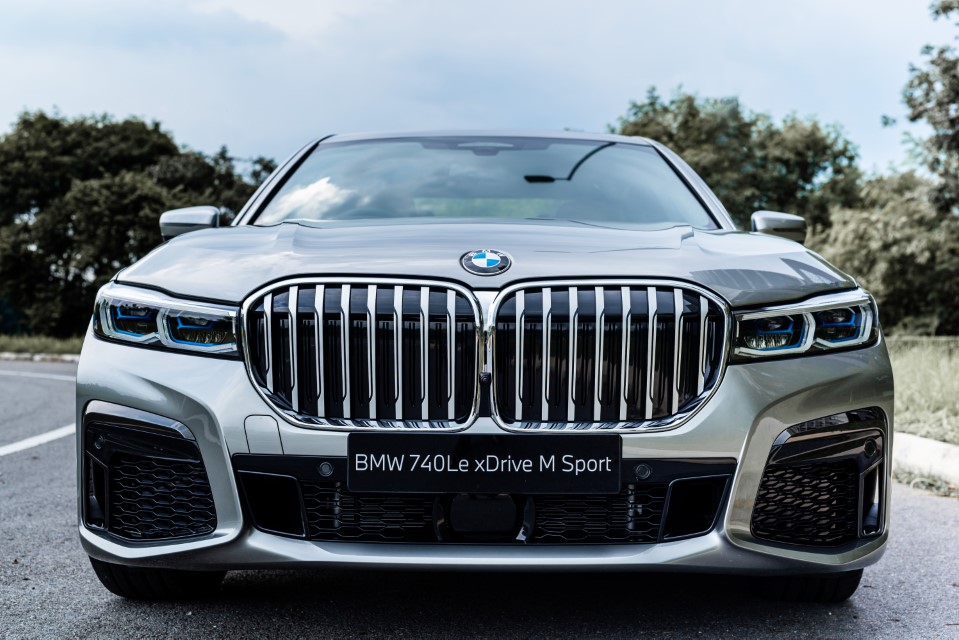 The New BMW 740Le xDrive M Sport (1)