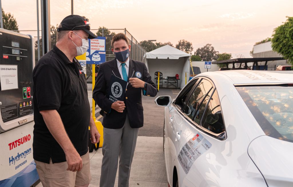 2021-Toyota-Mirai-Guiness-Record-80_RT