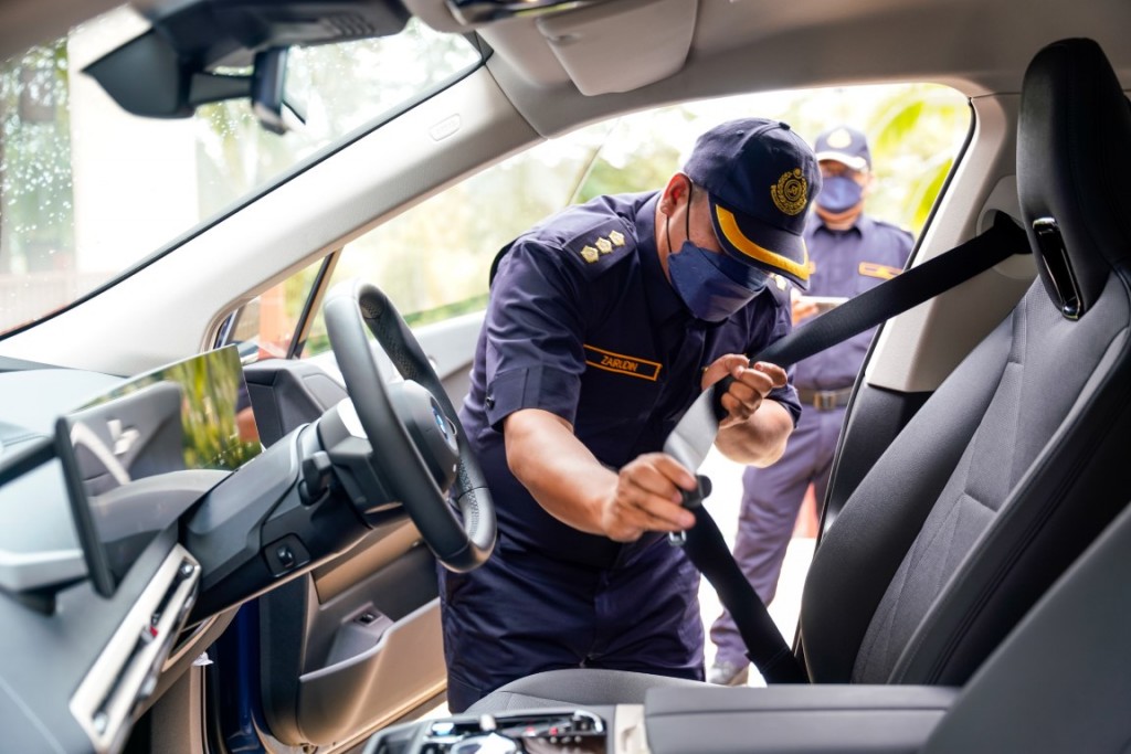 15. Jabatan Pengangkutan Jalan Malaysia Demonstrates the Vehicle Type Approval and Homologation Process with the First-Ever BMW iX xDrive40i