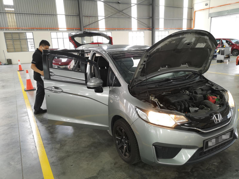 Cars being inspected upon arrival.