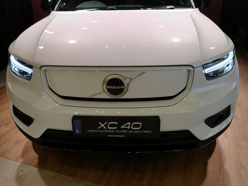 XC40_EV_J