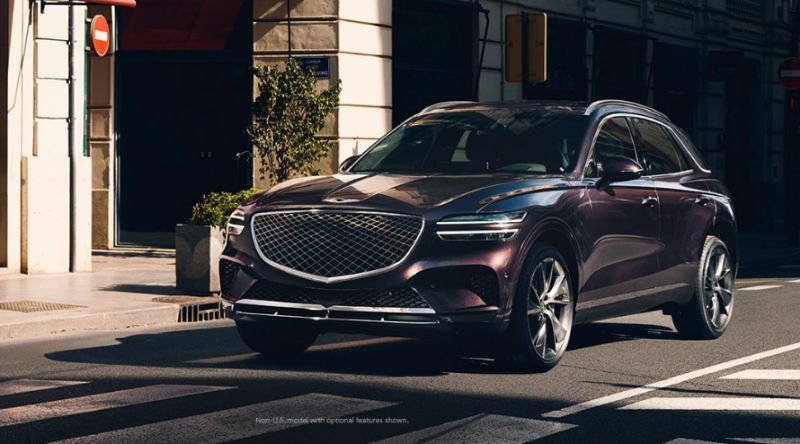 The combustion-engine version of the GV70.