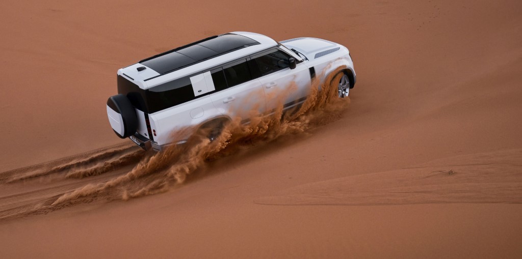 LR_DEF_130_23MY_05_PR_1249_310522